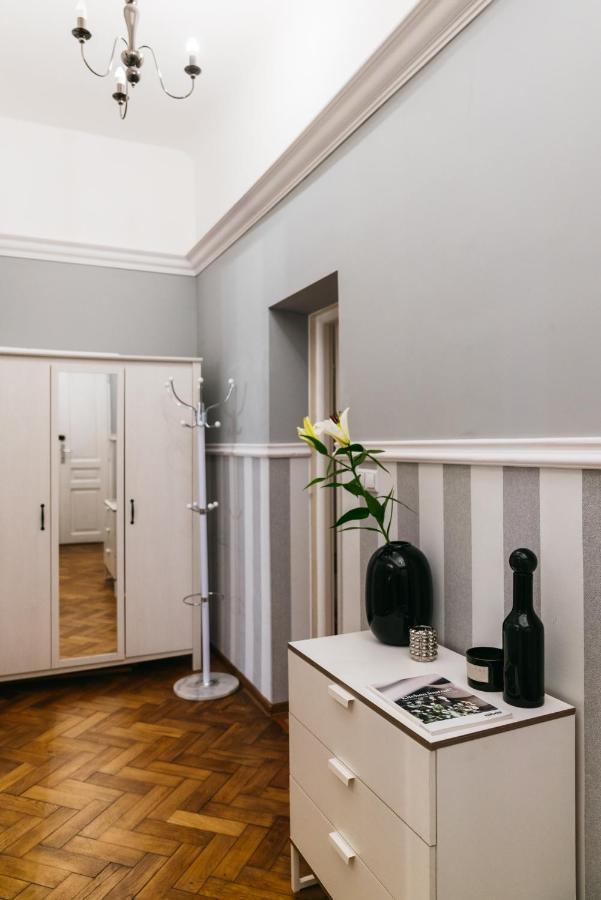 Sklodowskiej Apartment II - Loftaffair Krasków Εξωτερικό φωτογραφία
